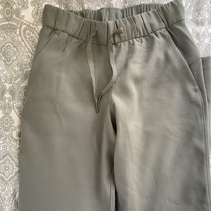 Lululemon joggers